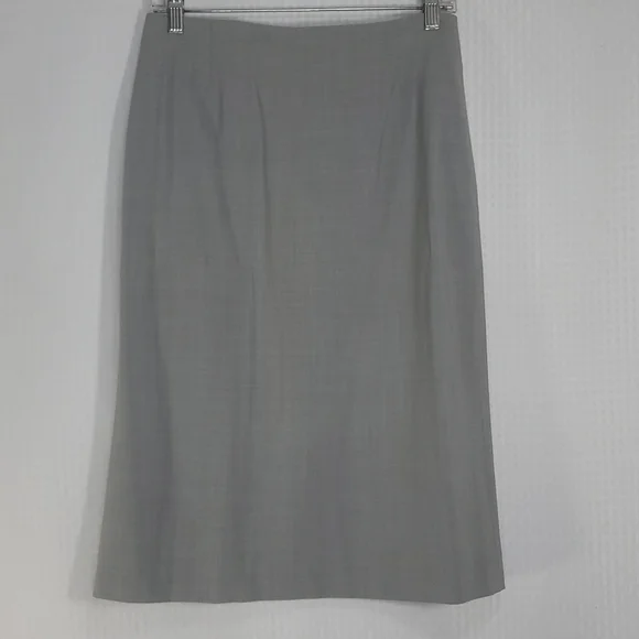 Armani Exchange front zippered skirt size 6 New - Picture 3 of 5